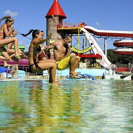 אכסניה Liptovska Mara ליפטובסקי טרנוביץ'